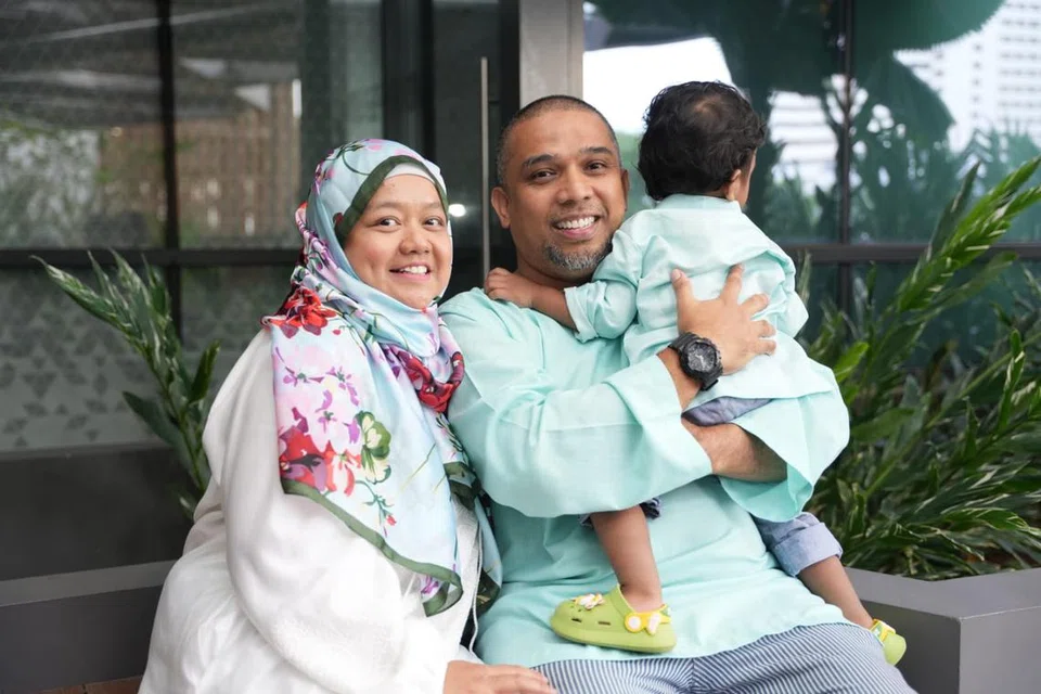 Cik Nur Khairina Amri dan Encik Abdul Malik Mohd Mustapha kini menjaga dua anak titipan yang berusia satu dan enam tahun.