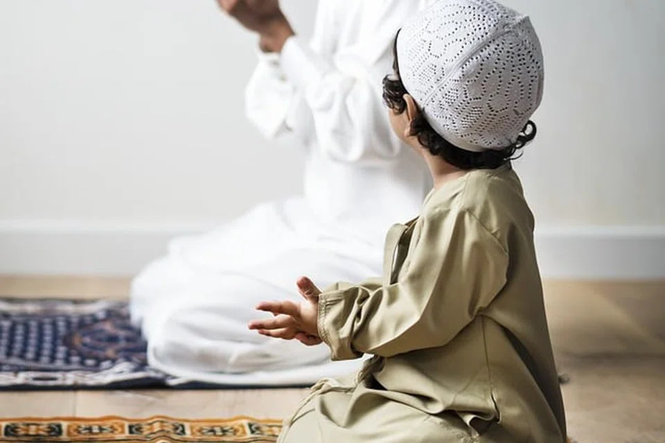 Tatkala musibah melanda, usahlah kita beranggapan bahawa dunia ini hanyalah tempat penderitaan kerana kenangan manis yang silam tetap wujud dan kebiasaannya, kejayaan hanya dapat dicapai selepas melalui kepayahan dan kesakitan. 