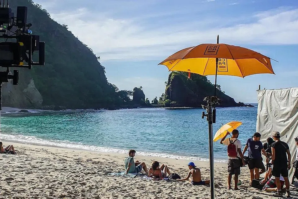 KARYAWAN BALIK TABIR: Daripada perakam suara dan kostum hingga sinematografi, Bali dikatakan mempunyai ribuan karyawan kreatif berbakat yang dapat direkrut oleh rumah produksi asing jika mereka mula beroperasi. - Foto BALIPROD