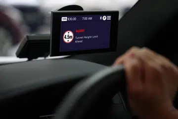 Sekitar 90,000 pemilik kenderaan sedia ada telah menghubungi bengkel secara proaktif untuk memasang peranti dalam kenderaan, atau ‘On-Board Unit’ OBU sebelum menerima notis pemberitahuan mereka pada 28 Oktober.