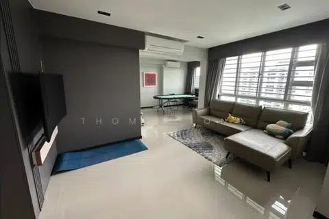 Lembaga Perumahan dan Pembangunan (HDB) berkata harga $2.18 juta yang disenaraikan bagi flat di 93B Telok Blangah Street 31 “jauh lebih tinggi” berbanding jualan setanding di kawasan itu.