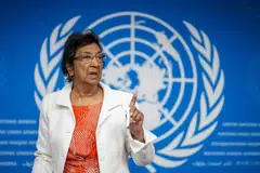 Pengerusi Suruhanjaya Siasatan Bebas Antarabangsa mengenai Wilayah Palestin yang Diduduki termasuk Baitulmakdis Timur dan Israel, hakim Afrika Selatan Navi Pillay, selepas sidang akhbar di Geneva pada 16 September 2025. Suruhanjaya itu pada tarikh sama menuduh Israel melakukan “genosid” di Gaza dengan tujuan untuk “memusnahkan rakyat Palestin” di sana, serta menyalahkan perdana menteri Israel dan pegawai kanan lain kerana menghasut. 