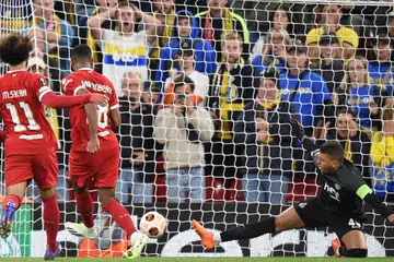 JARINGAN PERTAMA: Pemain tengah Liverpool, Ryan Gravenberch (jersi nombor 38), menjaringkan gol pertamanya buat Liverpool dalam kemenangan 2-0 atas Union Saint-Gilloise. Prestasi beliau dalam perlawanan ini meyakinkan Juergen Klopp.