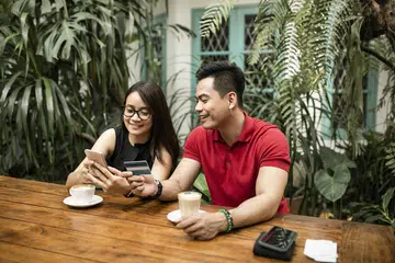 BUAT PEMBAYARAN DENGAN TELITI: Anda dinasihatkan supaya membuat pembayaran kepada syarikat e-dagang melalui laman rasmi mereka, dan bukan melalui pautan dalam talian.