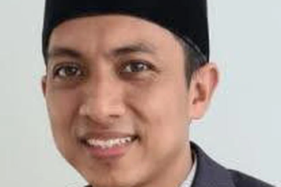 Penulis, Ustaz Ahmad Khushairi Abidin.