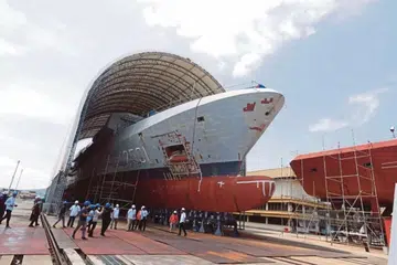 BAKAL TIBA: Gambar fail Kapal Tempur Pesisir (LCS) yang diambil pada 13 Ogos 2022. Pembinaan kapal itu bagi Tentera Laut Diraja Malaysia (TLDM) diteruskan selepas kontrak tambahan keenam projek tersebut ditandatangani pada Mei.