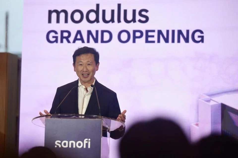 Pada majlis perasmian, Encik Ong Ye Kung, Menteri Kesihatan mengatakan Singapura menempatkan 60 kemudahan pembuatan, termasuk yang dikendalikan oleh lapan daripada 10 syarikat biofarmaseutikal terbaik dunia.