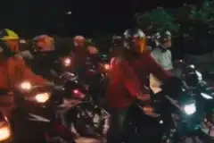 DIBERKAS POLIS: Hasil siasatan dan dengan bantuan gambar dari rakaman kamera litar tertutup (CCTV), anggota Polis Trafik berjaya mengenalpasti 15 penunggang motosikal yang terlibat dalam perlumbaan motosikal secara haram pada 25 Mei lalu dan mula memberkas mereka kelmarin dan semalam. 