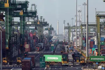 Pelabur dan pembekal perkhidmatan Singapura akan menikmati peraturan yang lebih liberal dan telus untuk melabur dan berdagang dengan China.