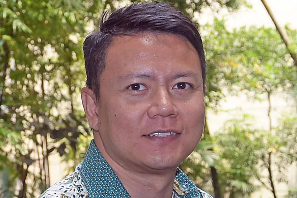PAKAR PERUBATAN: Dr Jazlan Joosoph, pakar obstetrik dan ginekologi, dilantik Duta Bahasa pada 2011.
