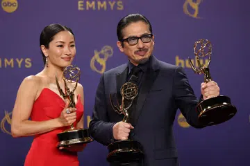 Anna Sawai (kiri), yang membawa watak Toda Mariko dalam siri drama ‘Shogun’, memenangi anugerah pelakon wanita terbaik, manakala Hiroyuki Sanada, yang membawa watak Yoshii Toranaga dalam siri yang sama, memenangi anugerah pelakon lelaki terbaik di Anugerah Emmy.