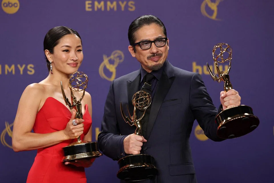 Anna Sawai (kiri), yang membawa watak Toda Mariko dalam siri drama ‘Shogun’, memenangi anugerah pelakon wanita terbaik, manakala Hiroyuki Sanada, yang membawa watak Yoshii Toranaga dalam siri yang sama, memenangi anugerah pelakon lelaki terbaik di Anugerah Emmy.
