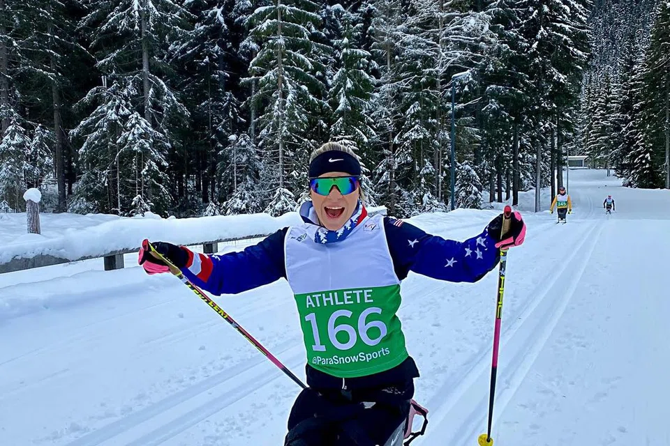 Antara sukan Paralimpik yang pernah Oksana Masters sertai termasuk luncur ais rentas negara.