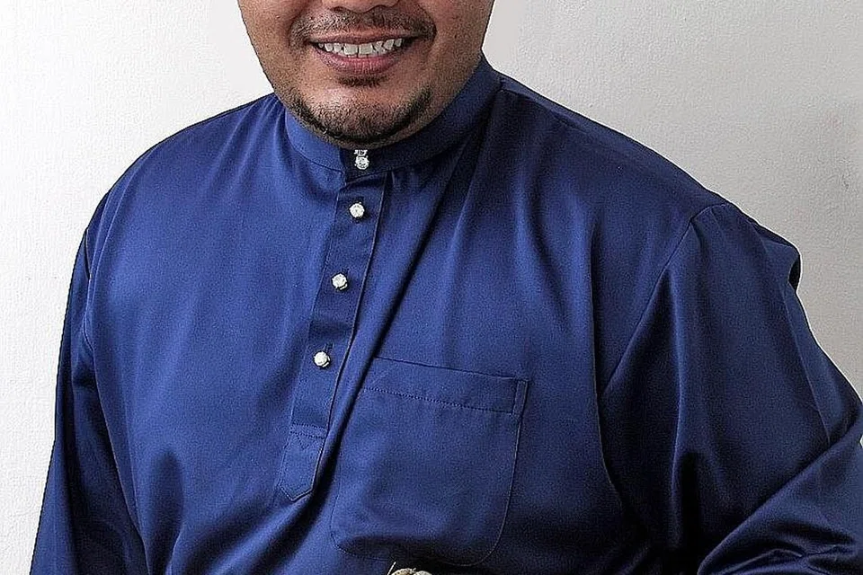 YAKINKAN DIRI BADAI AKAN BERLALU: Aqmal N melihat penularan wabak Covid-19 sebagai memberi ruang buat anak seni reda tetapi akur dengan keupayaan diri mengatasi badai kehidupan ini. - Foto ihsan AQMAL N