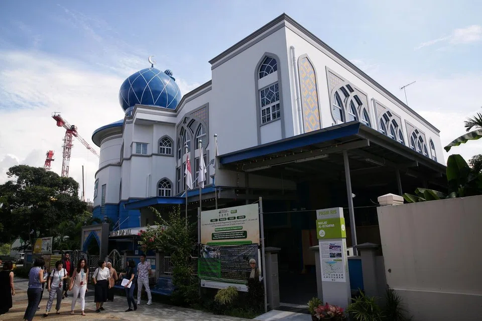 Masjid Al-Istighfar, Pasir Ris Walk