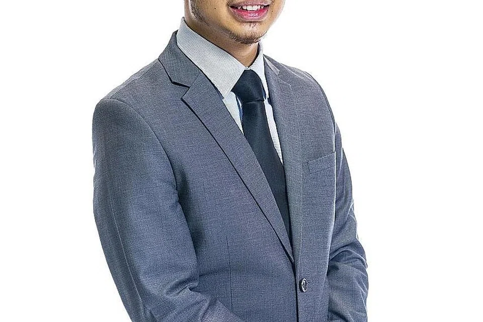 BERJINAK-JINAK DI MASJID SEJAK KECIL: Ustaz Hanan sering dibawa bapanya ke masjid. - Foto MASJID AR-RAUDHAH