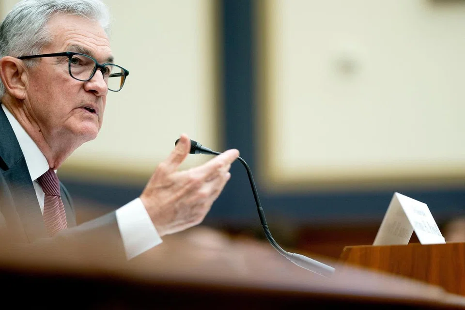 PANTAU PRESTASI KEWANGAN DAN INFLASI: Pengerusi Rizab Persekutuan (Fed)  Jerome Powell menjangka kadar faedah bakal terus naik tetapi lebih perlahan. 