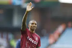 CAPAI PERSETUJUAN: Ashley Young telah bersetuju menyertai Everton selepas kontraknya bersama Aston Villa tamat pada musim panas ini.