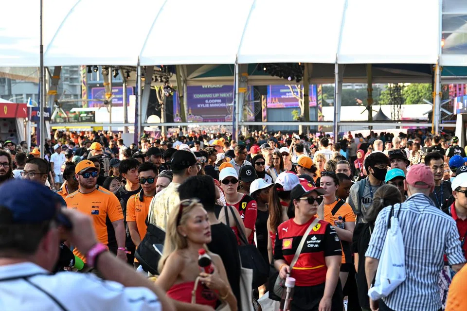 Seramai 269,072 orang menghadiri perlumbaan Grand Prix Singapura Formula Satu (F1) sepanjang tiga hari dari 20 hingga 22 September. 