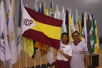 Aniq Shawqi Nor Azri bersama ayahnya, Encik Nor Azri Md Yusof.