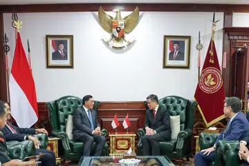 S’pura, Indonesia, kemudahan latihan pertahanan