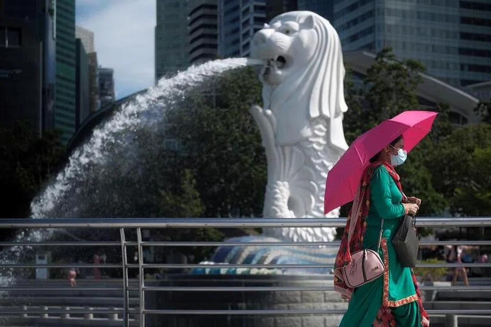 LENGANG: Jumlah pelancong yang datang ke Singapura tahun lalu menjunam lebih 85 peratus dek pandemik Covid-19. - Foto GAVIN FOO