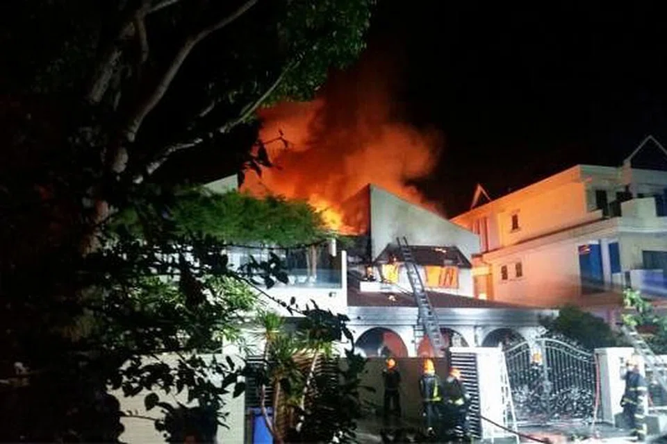 Dua orang maut dalam kebakaran di rumah di Parry Avenue ini pada Jun lalu. Api dipercayai bermula daripada bateri dron yang dibiarkan dicas semalaman tanpa penyeliaan. Gambar fail ihsan pembaca WANBAO 