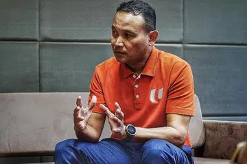 BANTU PEKERJA MELAYU/ISLAM: Encik Mohd Fahmi Aliman menerajui Bidang Tumpuan Keempat (FA4) di bawah inisiatif M3 mengenai pekerjaan dan daya kerja, yang bertujuan membantu pekerja Melayu/Islam meningkatkan kemahiran dan merebut peluang dalam sektor pertumbuhan. - Foto BM oleh KHALID BABA 