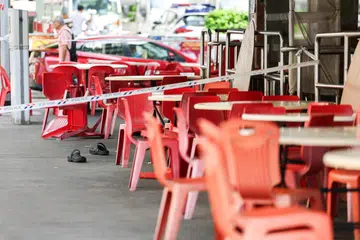 Bahan bukti termasuk sepasang selipar yang ditinggalkan di Kim San Leng Eating House Makan Kim San Leng di Verdun Road, di kawasan Farrer Park, pada 22 September.