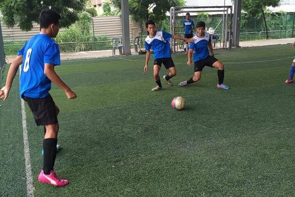 MEDAN GILAP BAKAT: Senarai akhir pemain yang bakal menyarungi jersi negara di Kejohanan Futsal AFF ini adalah para pemain yang membuktikan bakat mereka semasa beraksi di Kejohanan Futsal Nasional anjuran BeritaHarian.sg yang diadakan pada Mei lalu.