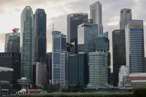Ekon S’pura, tumbuh 5.7% pada suku keempat 2025, tertinggi sejak 2021, MTI