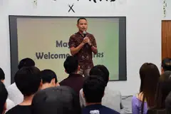 LANCAR PROGRAM BARU: Mayor CDC South East, Encik Mohd Fahmi Aliman, memberi kata-kata aluan semasa pelancaran program Program Duta! Belia South East.