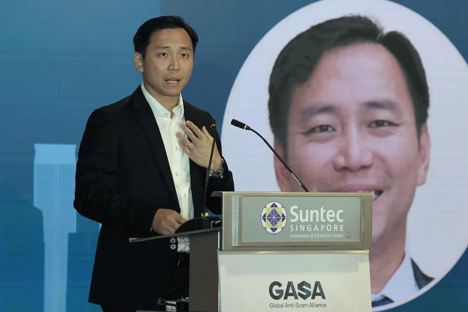 Goh Pei Ming, Meta, polis, S’pura 