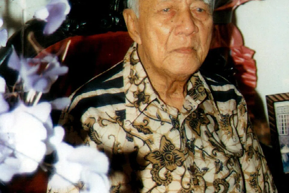 Allahyarham Ali Sanat, pencipta Wak Ketok, sebuah jalur kartun yang disiarkan di Utusan Melayu pada 1950-an.