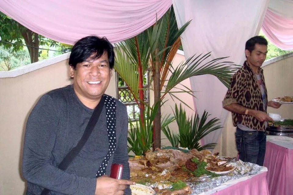 AKTIF DAN KREATIF: Allahyarham Ahmad Kassan dikenali sebagai anak seni yang besar nyala rasanya, ceria dan suka menolong orang.