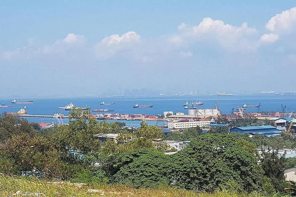 BERSEDIA DIBUKA: Batam dan Bintan bersedia untuk dibuka kepada pengunjung, kata Menteri Pelancongan dan Ekonomi Kreatif Indonesia, Encik Sandiaga Uno, baru-baru ini. - Foto-foto fail