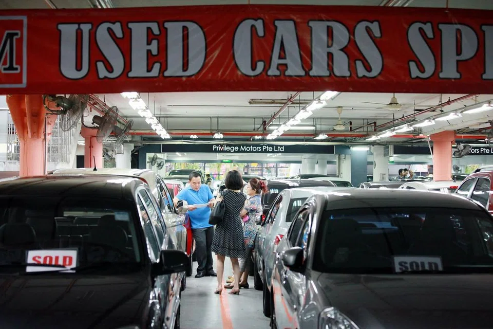 SOKONGAN PEMBIAYAAN: Penjual kereta terpakai kini boleh memanfaatkan khidmat yang ditawarkan sgCarMart Financial Services.