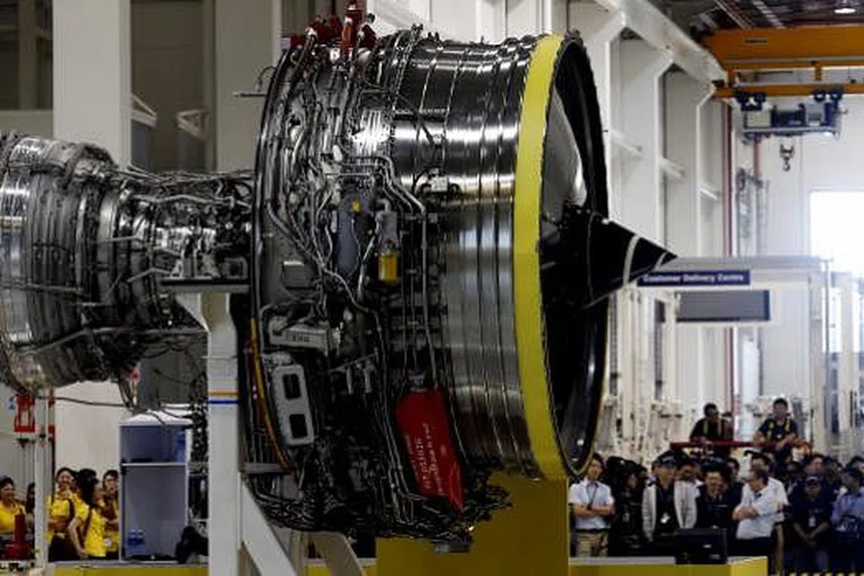 Rolls-Royce melancarkan sebuah enjin Trent 1000 barunya di Taman Aeroangkasa Seletar Aerospace tahun lalu. Hampir keseluruhan enjin itu dipasang dan diuji di Seletar. Komponen utamanya - bilah kipas - juga dibuat di Singapura. Gambar fail ST 