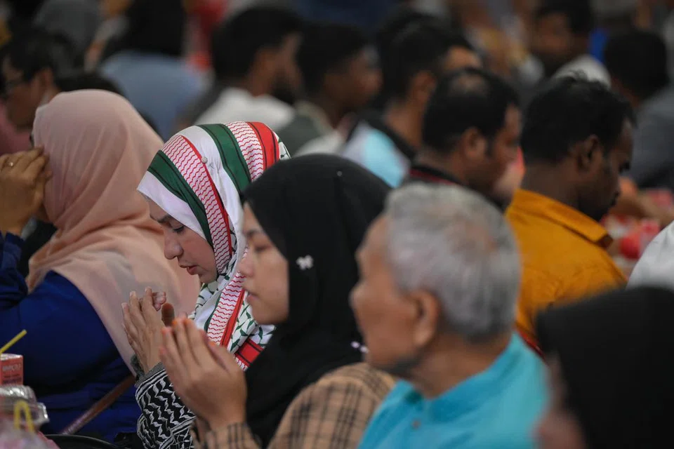 Masyarakat Melayu/Islam di Singapura masih terkesan dengan kehidupan rakyat Palestin di Gaza dan Tebing Barat sejak perang Israel-Hamas yang terkini meletus pada 7 Oktober 2023.