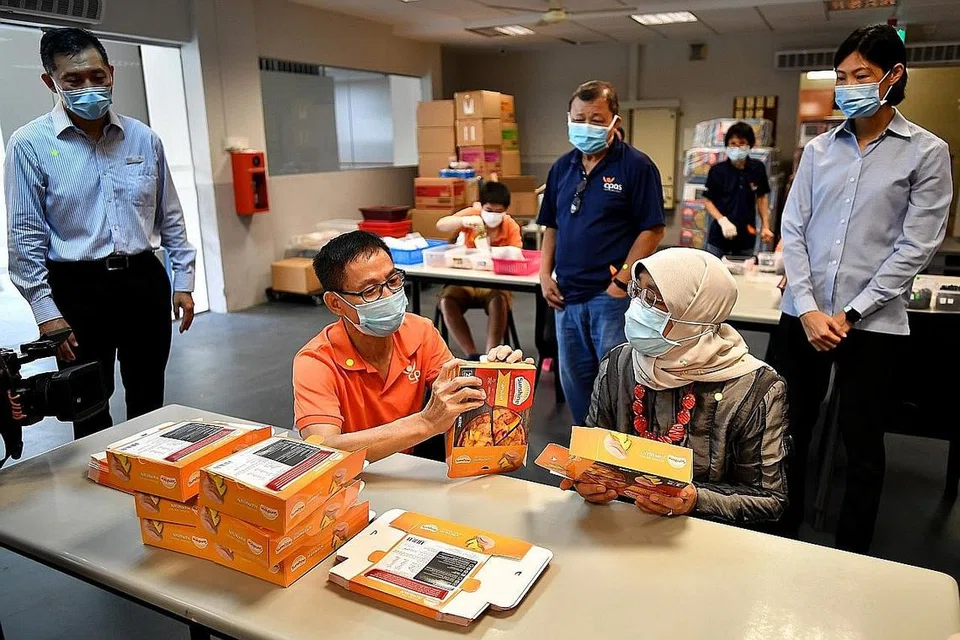 MEMPERKASAKAN GOLONGAN PWD: Puan Halimah menggesa lebih banyak majikan untuk mempunyai minda terbuka dan menyediakan tempat kerja yang inklusif bagi golongan ini. - Foto BH oleh LIM YAOHUI