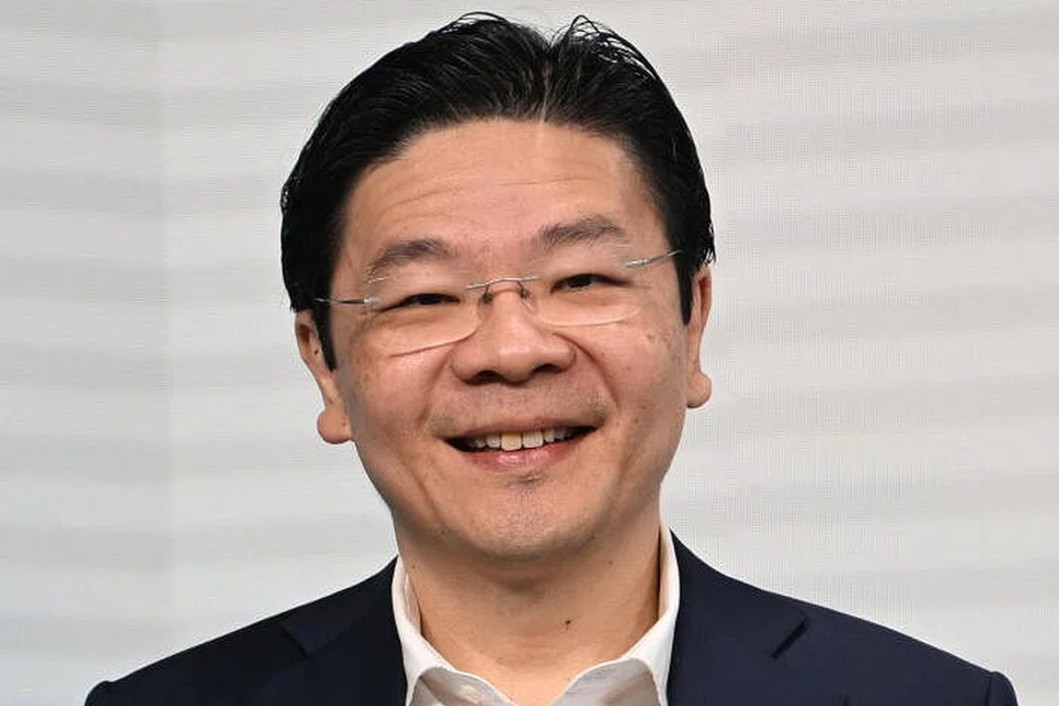 Perdama Menteri, Encik Lawrence Wong  akan menyertai para pemimpin yang diundang untuk menyampaikan ucap tahniah secara peribadi kepada Encik Prabowo semasa majlis angkat sumpah Presiden. 