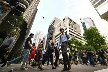 Bilangan perniagaan yang memotong gaji pekerja meningkat kepada 6.5 peratus pada 2023, berbanding 5.2 peratus pada 2022, manakala sebanyak 27.9 peratus lagi mengekalkan gaji yang sama, menurut laporan amalan gaji terkini Kementerian Tenaga Manusia (MOM). 