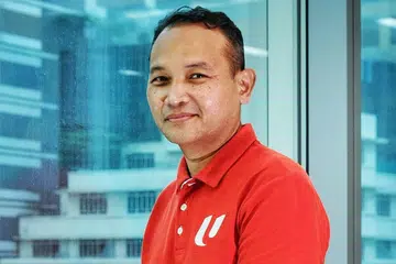 Mayor Majlis Pembangunan Masyarakat (CDC) South East yang juga Pengarah divisyen operasi dan mobilisasi NTUC, Encik Fahmi Aliman.