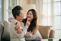Pakar dari Hospital Wanita dan Kanak-kanak KK (KKH) akan membincangkan cara menjaga kesihatan diri semasa melalui peralihan putus haid menerusi, Forum Awam Kesihatan Wanita 2024: Menopaus-Era Kebebasan pada 12 Oktober 2024.