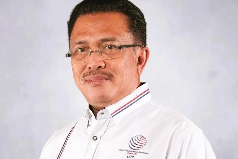 Naib Presiden 2, Dewan Teraju Usahawan Bumiputera Johor, Datuk Abd Latif Bandi.