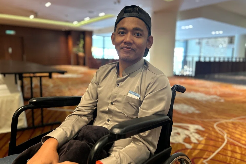 Encik Muhammad Hairul Nizam Soyod berkata beliau terlibat kemalangan sehari selepas dinaikkan pangkat sebagai pengurus di sebuah kedai makan di Yishun.