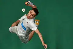 SEDANG DIRAWAT: Lee yang kini sedang dirawat di Taiwan sedang berehat dan beransur pulih, semasa perlawanan menentang Tommy Sugiarto dari Indonesia di pertandingan Badminton Terbuka Malaysia di Kuala Lumpur pada 30 Jun 2018.
