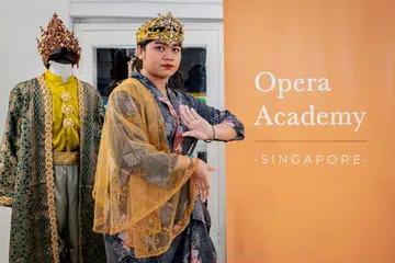 Melalui biasiswa bangsawan Opera Academy, Cik Ilya Qairyna Haminudin, berhasrat mendalami kajian ilmiah tentang perkembangan bangsawan, khususnya di Singapura, sekali gus menanam sikap ingin tahu tentang seni Melayu dalam kalangan rakan sebaya. 