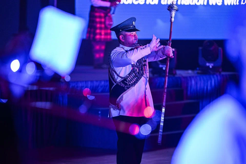 Inspektor Balai (SI) Muhammad Rasul Md Razali semasa latihan persembahan Pancaragam Pasukan Polis Singapura (SPF) sempena Hari Polis 2025 yang berlangsung pada 3 Jun. 