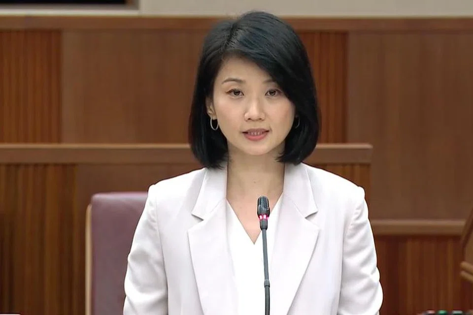 Kementerian Ehwal Dalam Negeri (MHA) akan mempertimbangkan hukuman rotan bagi kesalahan berkaitan penipuan tertentu dan bersetuju bahawa hukuman keras dan pencegahan terhadap mereka yang memudahkan penipuan adalah perlu, kata Menteri Negara (Pembangunan Sosial dan Keluarga merangkap Ehwal Dalam Negeri), Cik Sun Xueling.